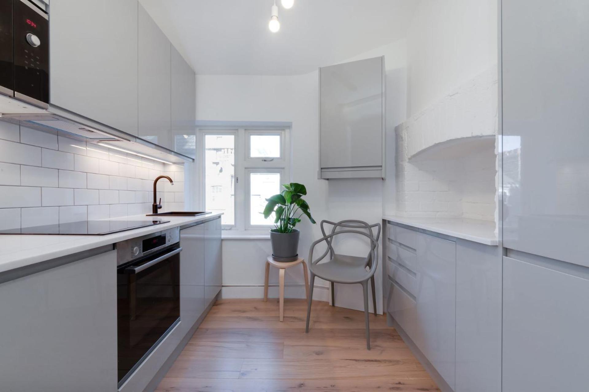 Stairway To Heaven - Fitzrovia - By Frankie Says Apartment London Luaran gambar
